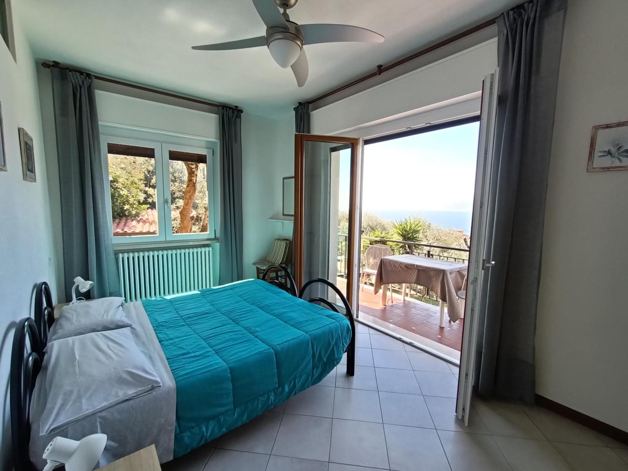 Appartamenti Casa Nina, Lago,Montagne, Uliveti Brenzone sul Garda Zimmer foto